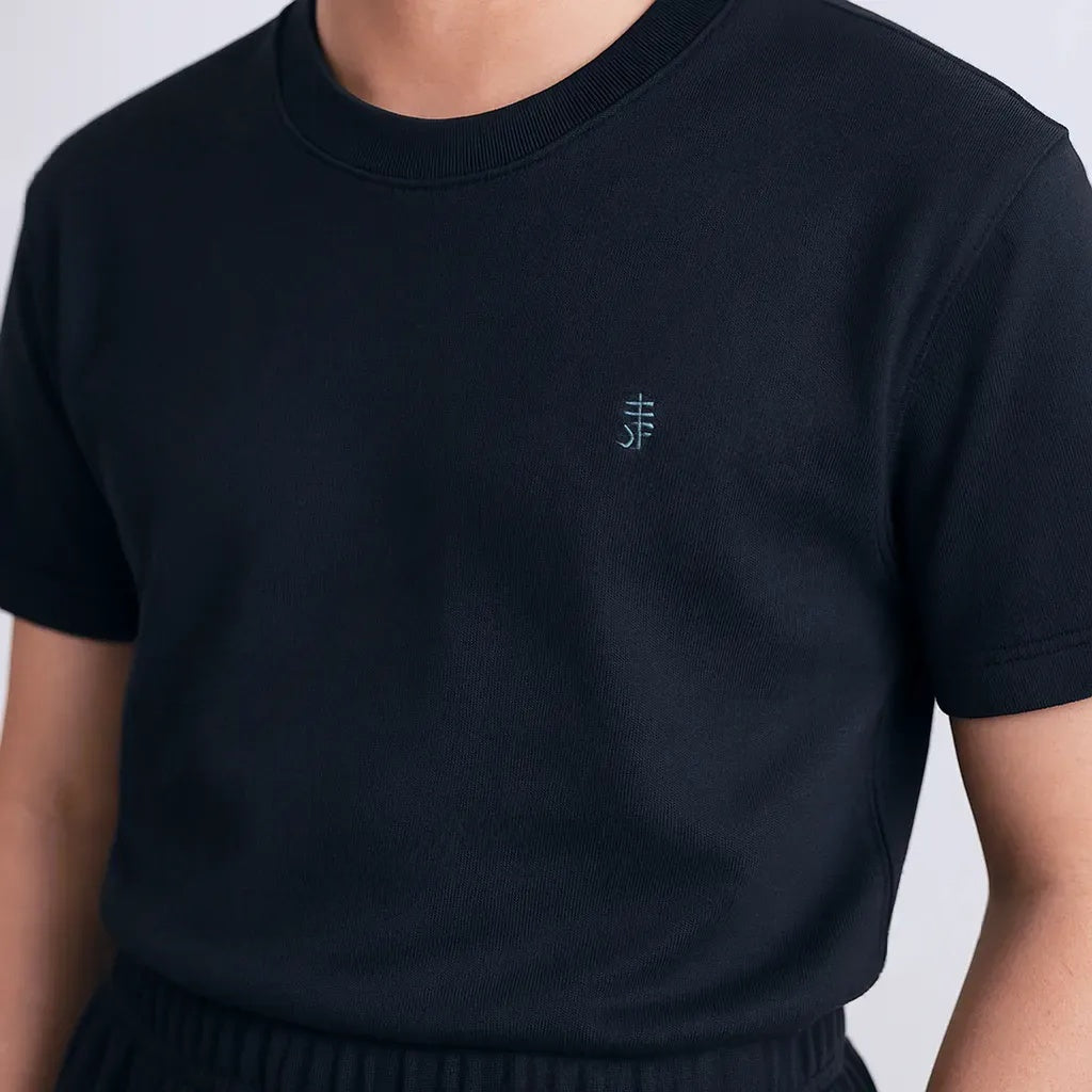 Elite Finch Men’s Solid Black T-Shirt – Soft Cotton Feel, Round Neck, Regular Fit, Made in India – Sizes L & XL